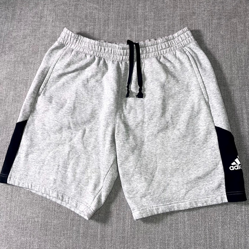 Adidas Sweat Shorts Mens L Light Gray Elastic Waist Performance Running Athletic
